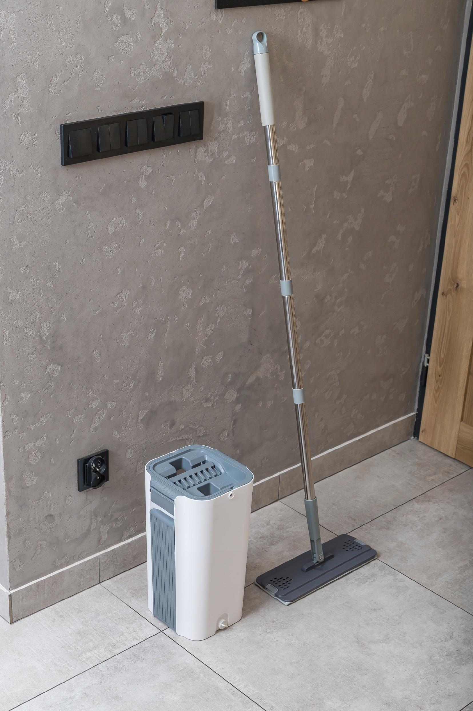 Zestaw Mop Płaski z Wiadrem Dwukomorowym Wyciskacz 2x Mikrofibra